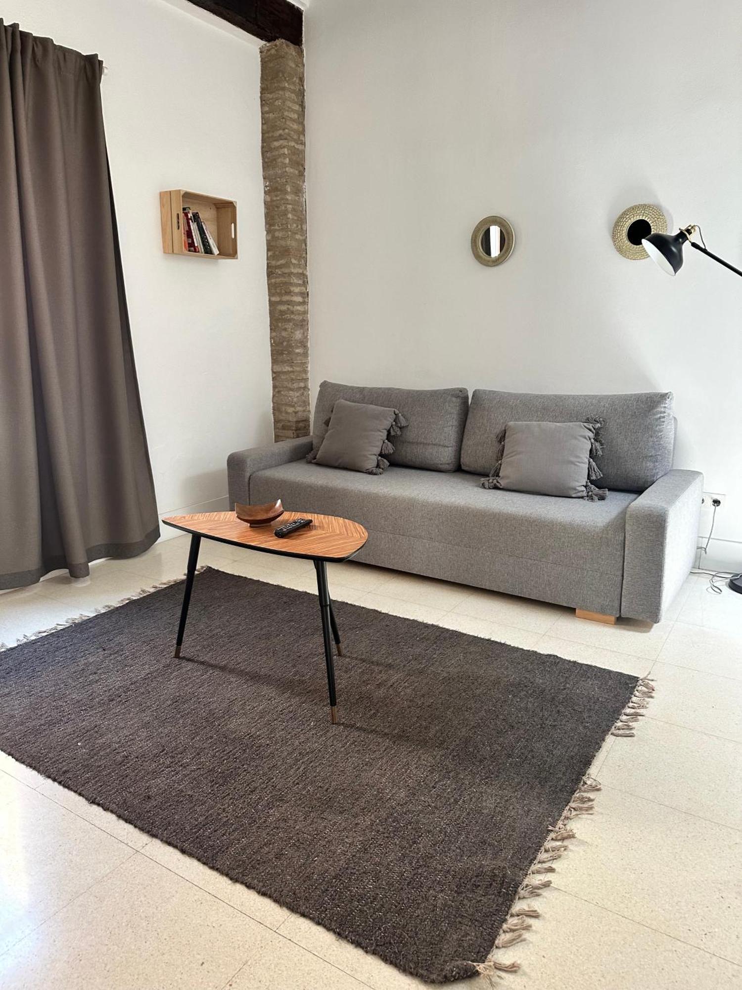Almazen Apartamentos, Arrayan 23 Севилья Экстерьер фото