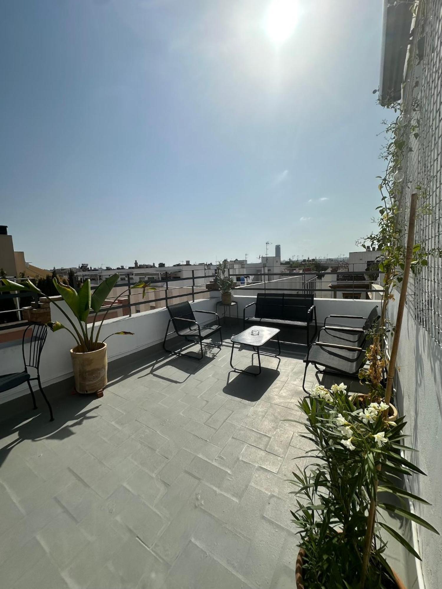Almazen Apartamentos, Arrayan 23 Севилья Экстерьер фото