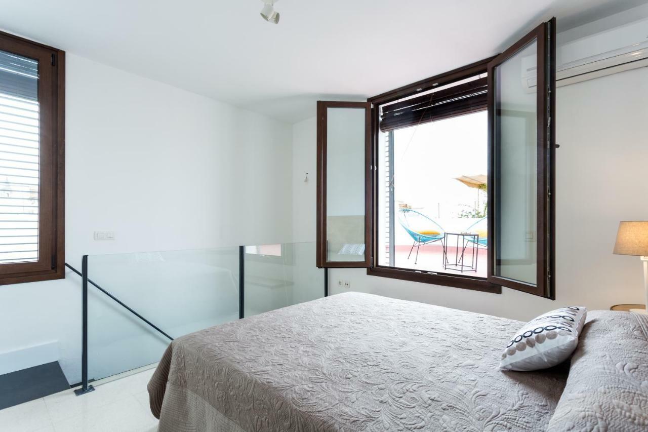 Almazen Apartamentos, Arrayan 23 Севилья Экстерьер фото
