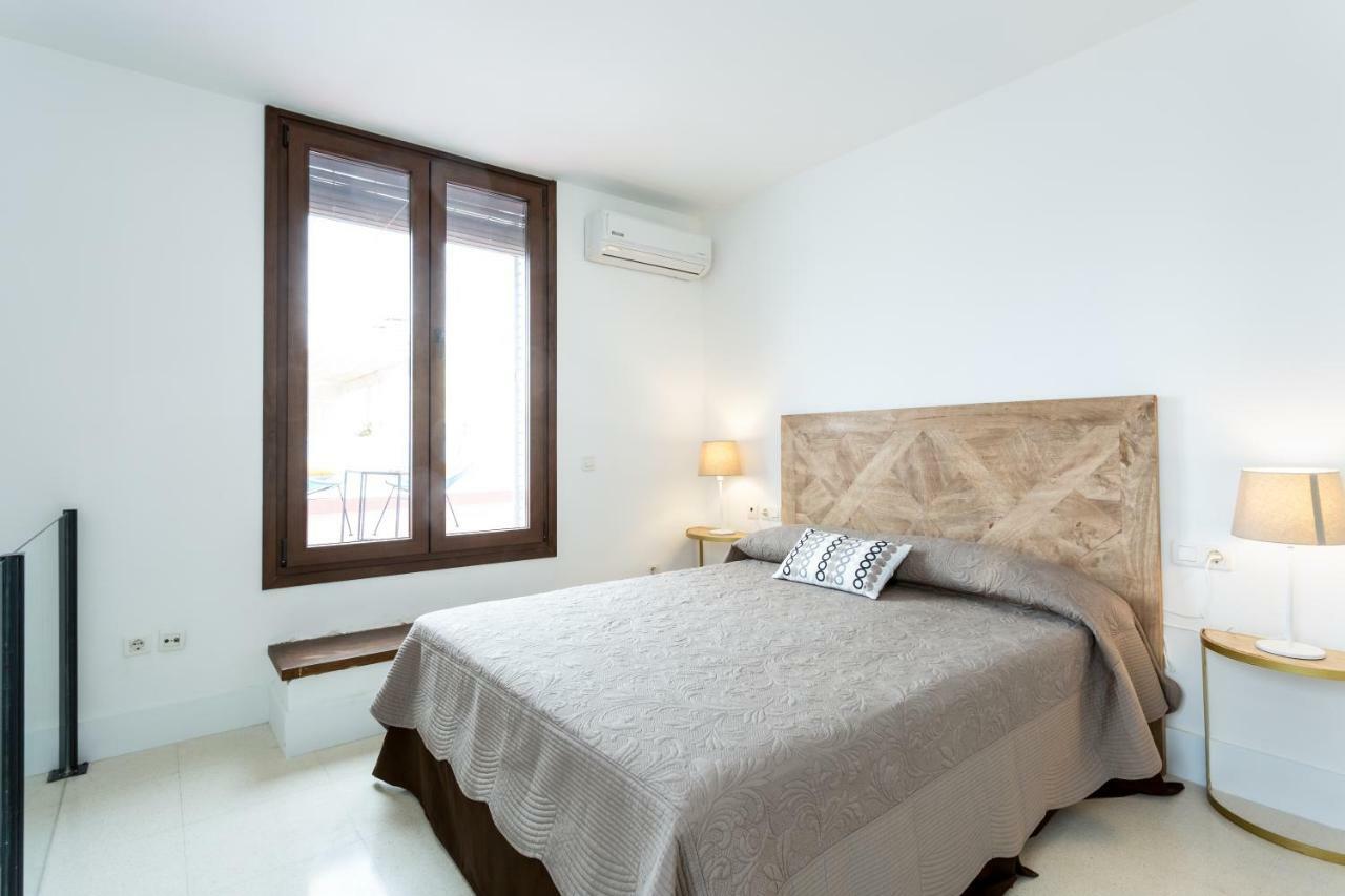 Almazen Apartamentos, Arrayan 23 Севилья Экстерьер фото