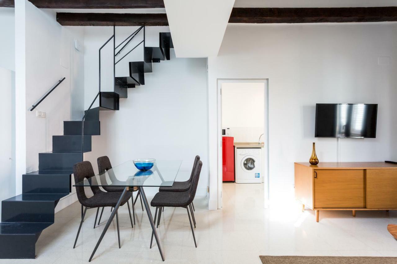 Almazen Apartamentos, Arrayan 23 Севилья Экстерьер фото