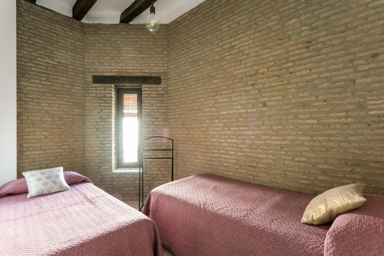 Almazen Apartamentos, Arrayan 23 Севилья Экстерьер фото