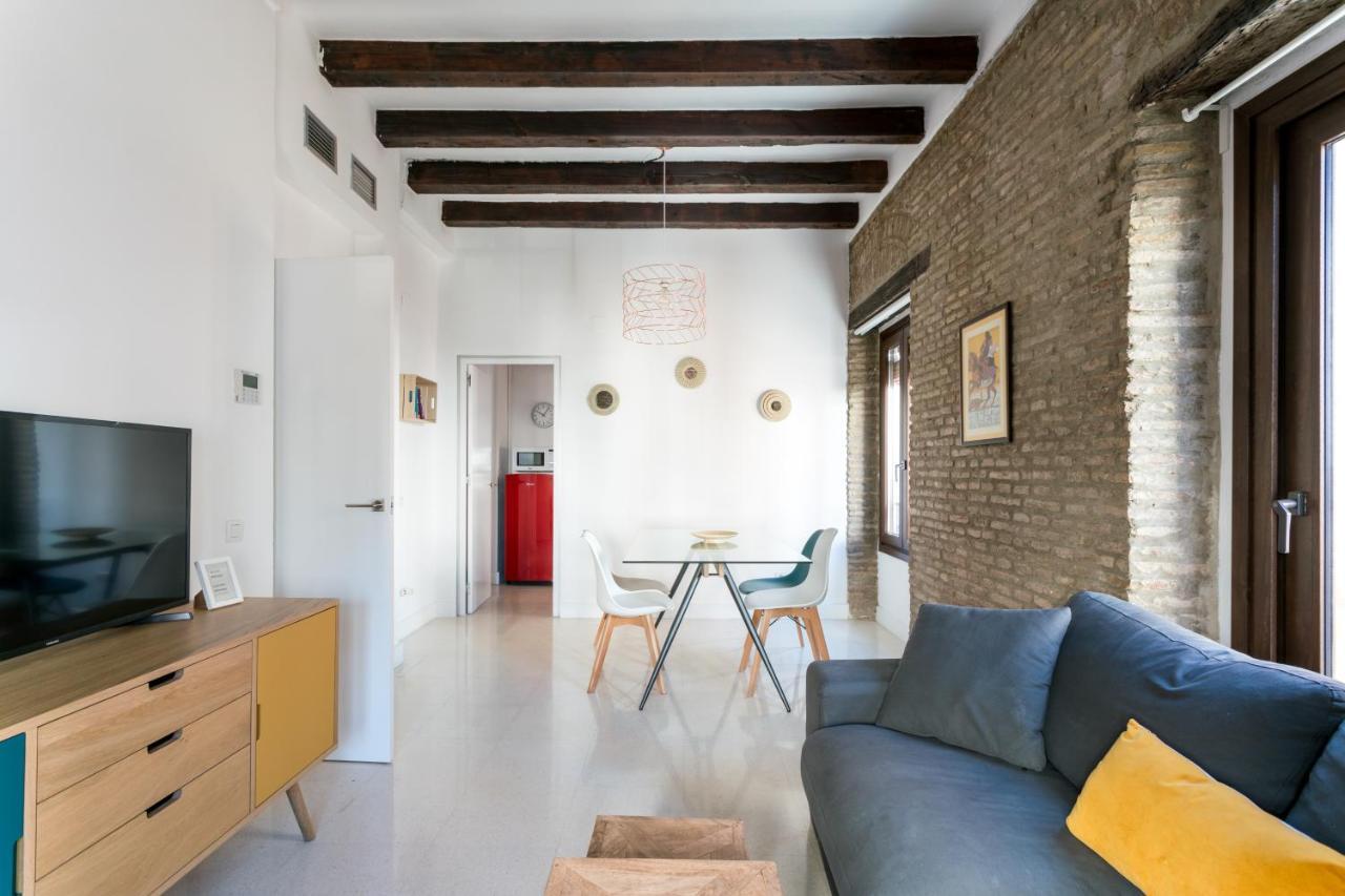 Almazen Apartamentos, Arrayan 23 Севилья Экстерьер фото